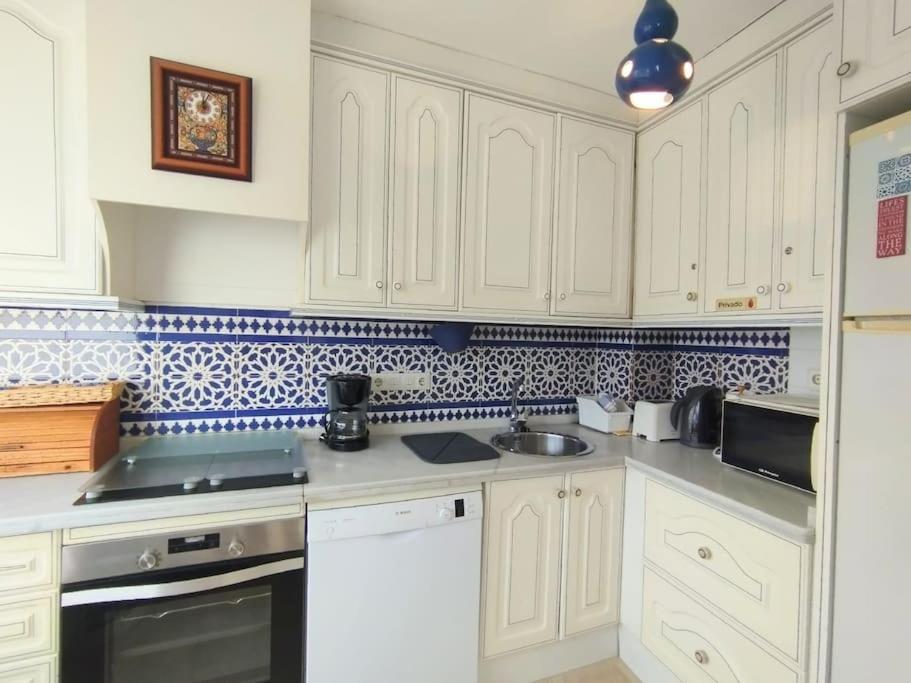 Beautiful 2 Bedroom In Calle Carabeo, Nerja Luaran gambar