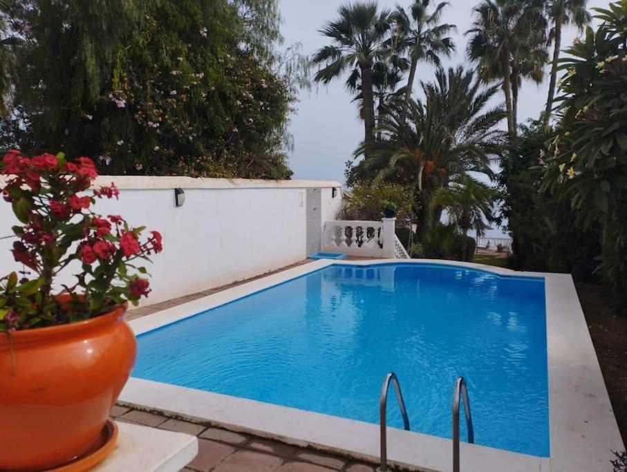 Beautiful 2 Bedroom In Calle Carabeo, Nerja Luaran gambar